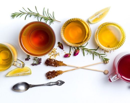 White Tea vs Black Tea: The Key Differences, Explained