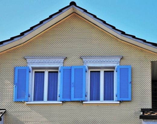 The Pros and Cons of a Mansard Roof, Explained