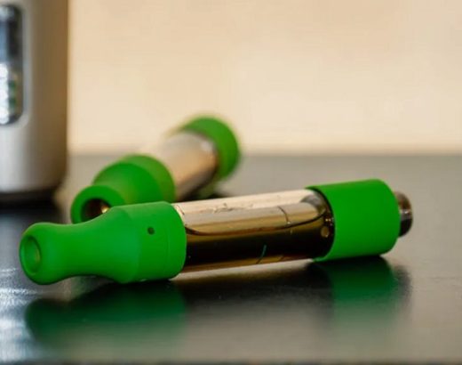 CBD Vape Oil for Anxiety: The Pros and Cons