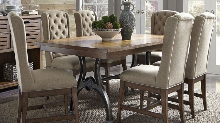 A Guide to Choosing the Right Table for Your Dining Room