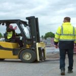 How to Avoid Forklift Risks While Maintaining Driver Safety