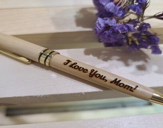6 Unique and Thoughtful Pen Gift Ideas For Your Mom