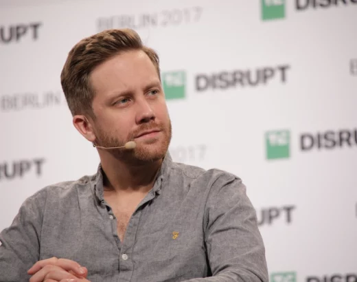 Tom Blomfield, founder and president of UK digital bank Monzo, is leaving the company at the end of Jan., says he’s been unhappy since it scaled beyond startup (Steve O’Hear/TechCrunch)