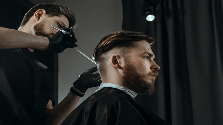 How to select best Barber for a perfect Haircut