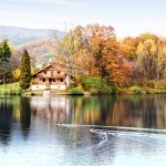 5 Benefits of Having a Lake House