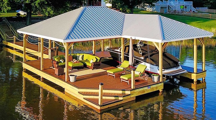 5 Reasons You Should Build A Custom Dock For Your Boat
