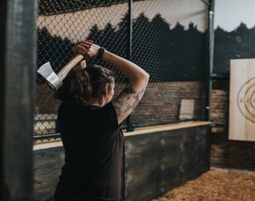 How to Throw an Axe: The 4 Essentials