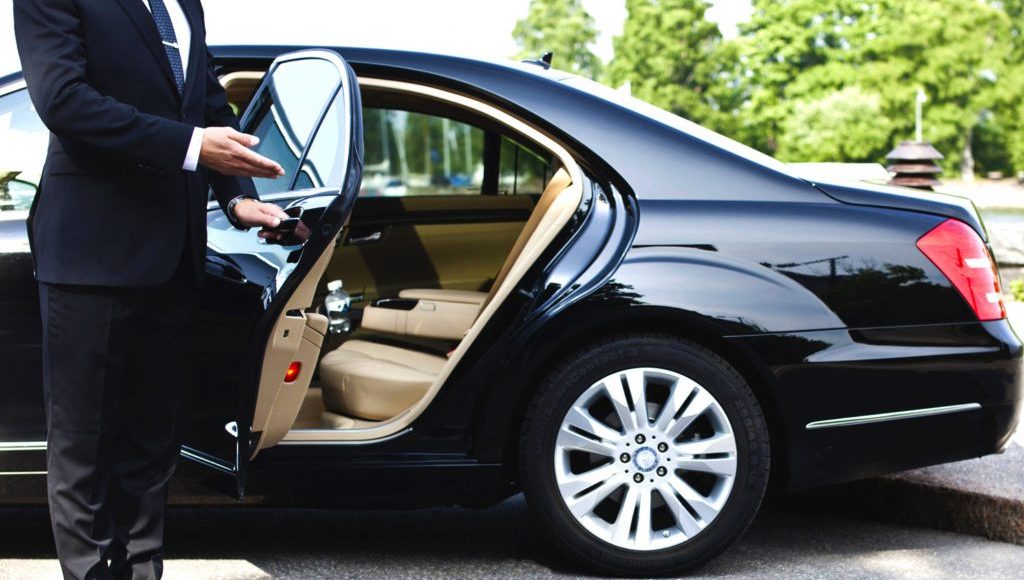 Top 5 Best Airport Limo Services in Toronto for Comfortable and Safe Travel