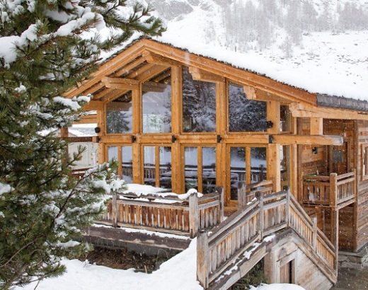 Experience the Ski Vibe at a Val d’isere Chalet