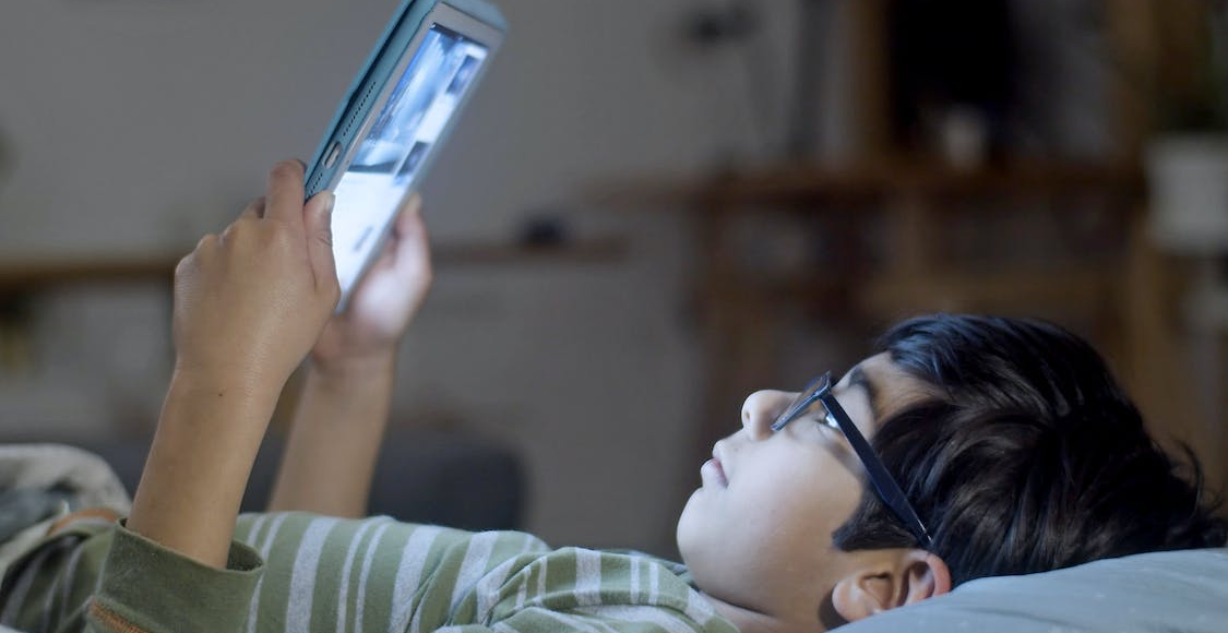 6 Ways to Reduce Screen Time for Your Children
