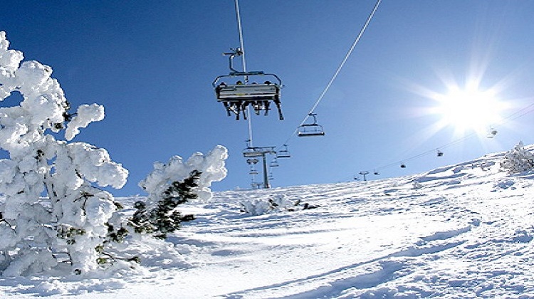 “Effortless Transfers: Your Guide to Traveling from Sofia Airport to Bansko”